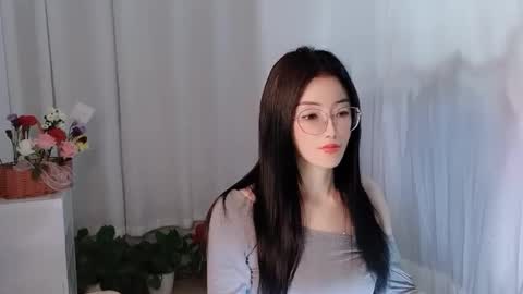 Daisy online show from March 28, 2:49 pm