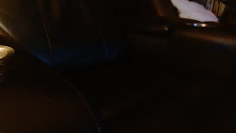 Snapshot of happyhogan1 chatting on March 3, 2:15 am Jhonassmann12 online show from March 3, 2:15 am