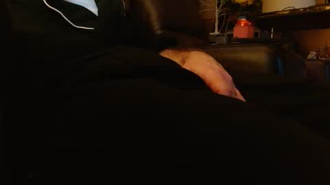 Snapshot of happyhogan1 chatting on March 10, 1:01 am Jhonassmann12 online show from March 10, 1:01 am