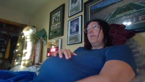 Snapshot of happynpregnantmi chatting on July 19, 7:50 pm happynpregnantmi online show from July 19, 7:50 pm