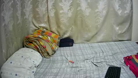 happysonia online show from January 17, 7:02 am