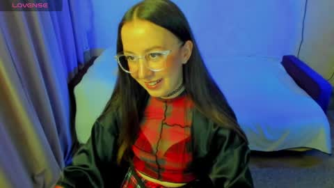 Stephanie online show from May 22, 6:13 pm