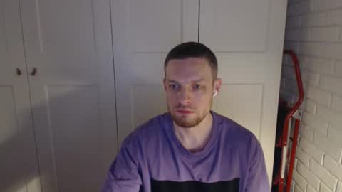 happyvelvetpaw online show from January 18, 4:05 am