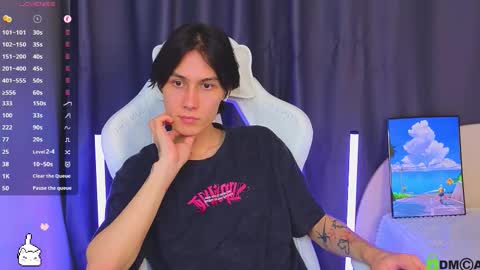 Mark online show from March 8, 10:46 pm