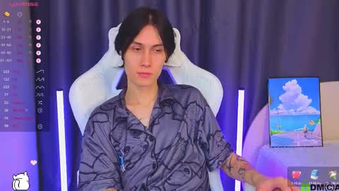 Mark online show from March 14, 5:29 pm