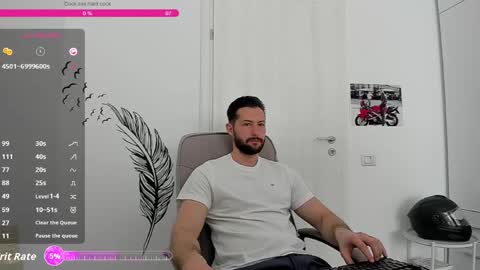 Snapshot of hard_chriss chatting on April 23, 7:52 am Hard Cock online show from April 23, 7:52 am