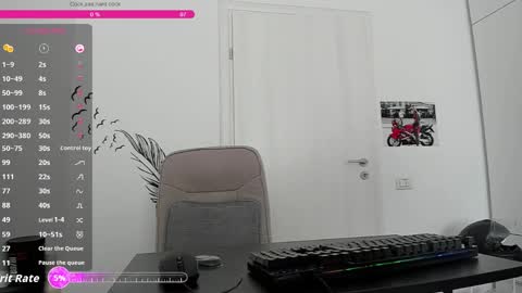 Snapshot of hard_chriss chatting on May 18, 7:03 am Hard Cock online show from May 18, 7:03 am