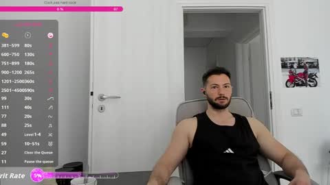 Snapshot of hard_chriss chatting on May 31, 8:32 am Hard Cock online show from May 31, 8:32 am