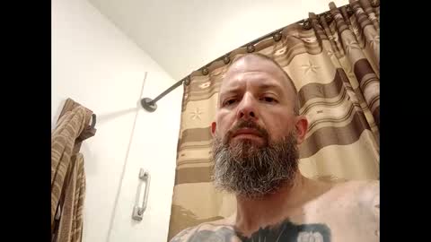 Snapshot of hard_insomnia chatting on January 31, 11:35 pm HornyHubby online show from January 31, 11:35 pm