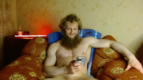 Valentino Hard online show from April 18, 8:09 pm