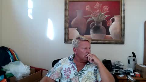 Steele and Cassie online show from May 26, 1:12 am