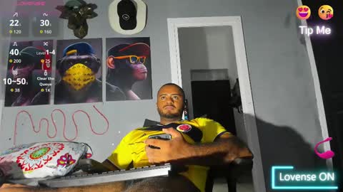 Snapshot of hardboy_latin chatting on October 29, 4:26 am hardboy_latin online show from October 29, 4:26 am