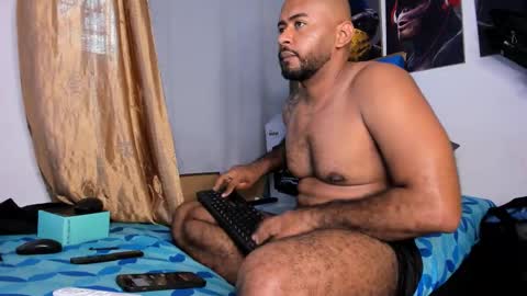 Snapshot of hardboy_latin chatting on March 14, 10:59 pm hardboy_latin online show from March 14, 10:59 pm