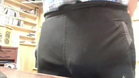 Snapshot of hardbuns chatting on March 10, 5:18 pm Brad online show from March 10, 5:18 pm