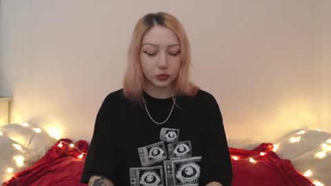 Emily online show from May 25, 8:59 pm