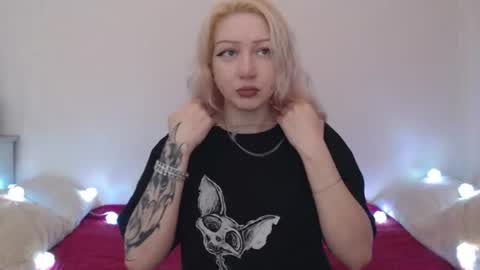 Emily online show from July 5, 7:54 pm