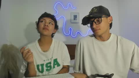 kade and demi independent models online show from April 14, 1:22 am