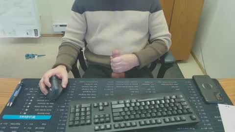 Snapshot of hardcumcanadian chatting on January 31, 8:43 pm hardcumcanadian online show from January 31, 8:43 pm