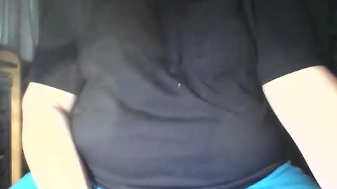 Snapshot of hardfrenchdick17 chatting on April 20, 8:28 am hardfrenchdick17 online show from April 20, 8:28 am