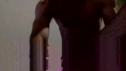 Snapshot of hardiebois chatting on November 12, 11:43 am Micheal online show from November 12, 11:43 am