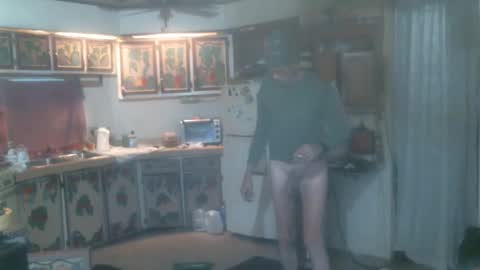 Snapshot of hardinhand44 chatting on December 4, 9:02 pm john nobles online show from December 4, 9:02 pm