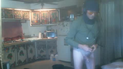 Snapshot of hardinhand44 chatting on December 6, 11:47 pm john nobles online show from December 6, 11:47 pm