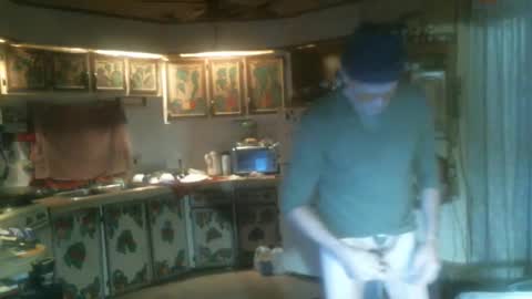 Snapshot of hardinhand44 chatting on December 7, 11:23 pm john nobles online show from December 7, 11:23 pm