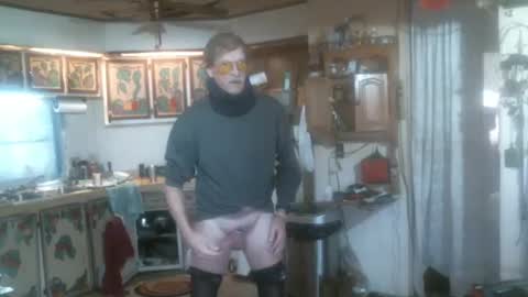 Snapshot of hardinhand44 chatting on February 14, 6:51 pm john nobles online show from February 14, 6:51 pm