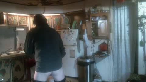 Snapshot of hardinhand44 chatting on February 17, 11:42 pm john nobles online show from February 17, 11:42 pm