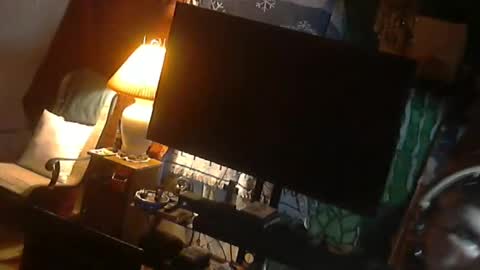 Snapshot of hardinhand44 chatting on October 17, 10:45 pm john nobles online show from October 17, 10:45 pm