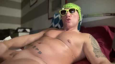 Snapshot of hardmattsteel chatting on December 2, 11:40 pm MATTSTEEL - ITALIAN STALLION online show from December 2, 11:40 pm