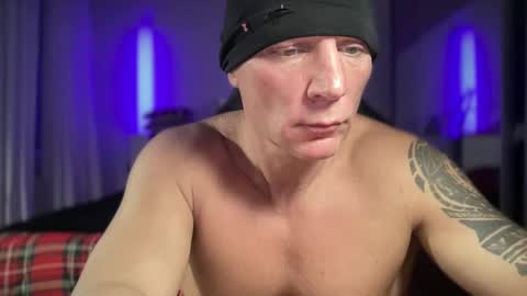 Snapshot of hardmattsteel chatting on December 8, 1:14 pm MATTSTEEL - ITALIAN STALLION online show from December 8, 1:14 pm