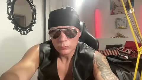 Snapshot of hardmattsteel chatting on January 26, 12:05 am MATTSTEEL - ITALIAN STALLION online show from January 26, 12:05 am