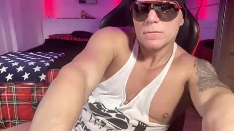 Snapshot of hardmattsteel chatting on February 13, 12:24 am MATTSTEEL - ITALIAN STALLION online show from February 13, 12:24 am