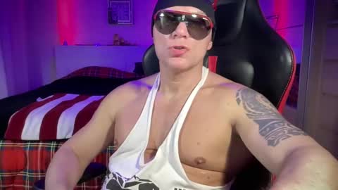 Snapshot of hardmattsteel chatting on March 9, 1:04 am MATTSTEEL - ITALIAN STALLION online show from March 9, 1:04 am