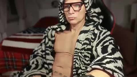 Snapshot of hardmattsteel chatting on October 1, 9:59 am MATTSTEEL - ITALIAN STALLION online show from October 1, 9:59 am