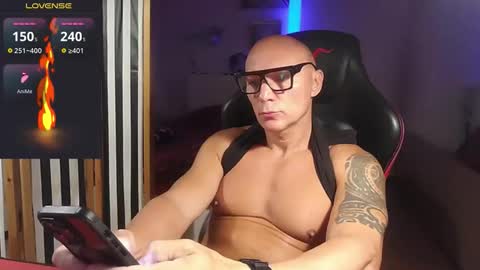 Snapshot of hardmattsteel chatting on October 14, 9:54 am MATTSTEEL - ITALIAN STALLION online show from October 14, 9:54 am