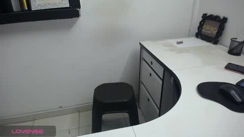 Andres Dean online show from February 28, 1:06 am