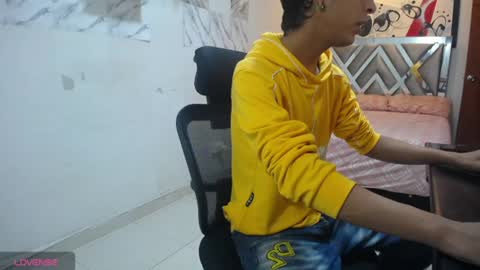 Snapshot of hardsexlove08 chatting on June 8, 9:04 pm Andres Dean online show from June 8, 9:04 pm