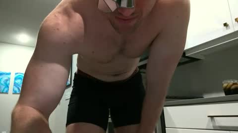 hardtoswallow1 online show from February 24, 1:36 am