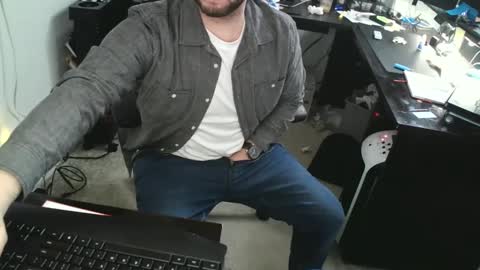 Snapshot of hardyhar702 chatting on February 13, 3:14 pm hardyhar702 online show from February 13, 3:14 pm