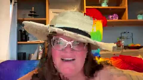 Snapshot of harlequincurve chatting on April 14, 3:56 am Fiiona online show from April 14, 3:56 am
