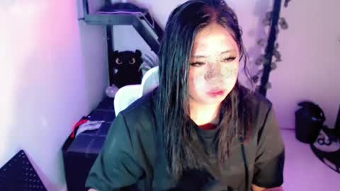 Snapshot of harley_nasty chatting on May 6, 10:48 pm Harley online show from May 6, 10:48 pm