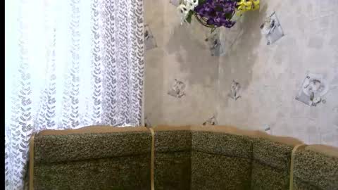 Snapshot of harleymid chatting on February 21, 7:31 am Mery online show from February 21, 7:31 am