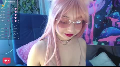 Snapshot of harmonys_couple_ chatting on May 1, 12:37 am Harmonys World online show from May 1, 12:37 am