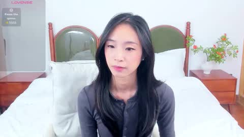 helen online show from February 3, 3:15 am