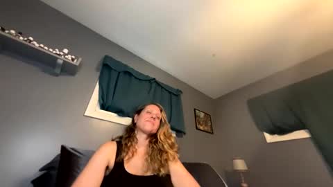 Snapshot of harriscm20 chatting on April 30, 10:58 pm Innocent Temptations online show from April 30, 10:58 pm