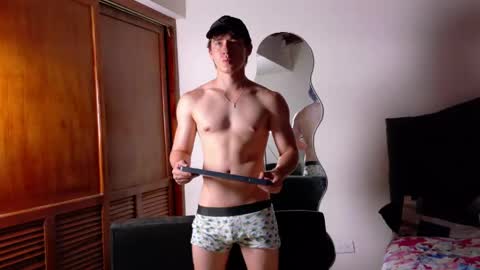 Snapshot of harry_brown2324 chatting on April 30, 11:42 pm Sebastian online show from April 30, 11:42 pm