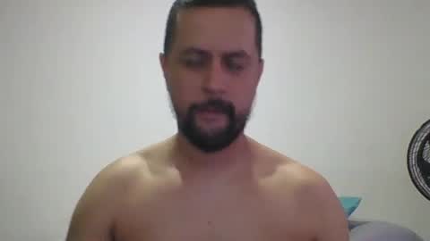 Snapshot of harry_goldenmillerx10fun chatting on July 17, 10:36 pm Harry online show from July 17, 10:36 pm