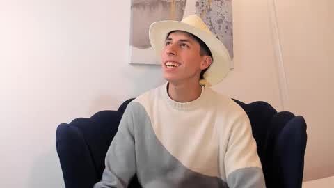   H  K   online show from November 1, 3:30 am